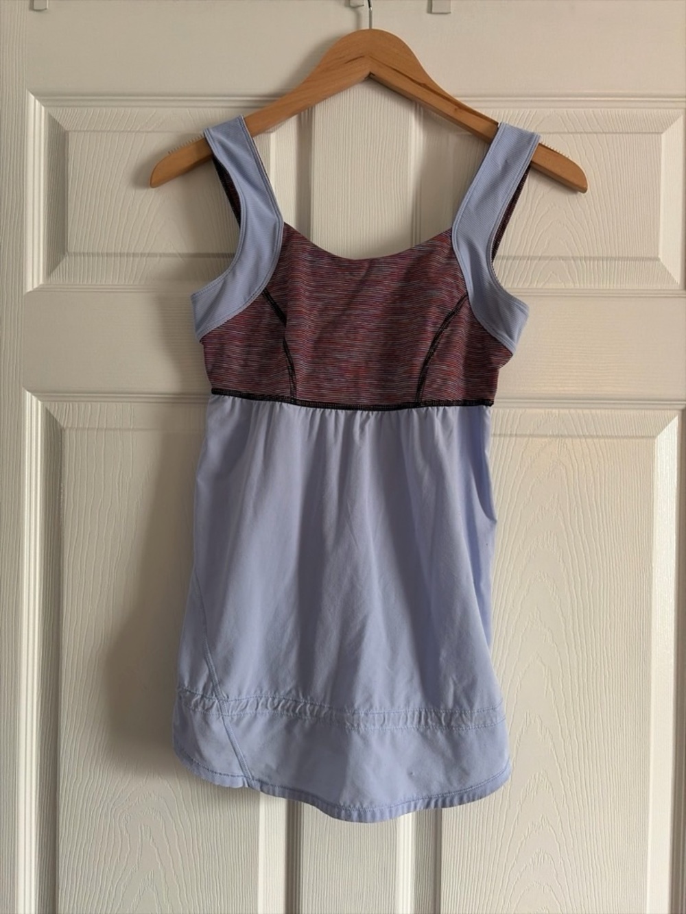 Lululemon Periwinkle Tank w Adjustable Hem Size 6